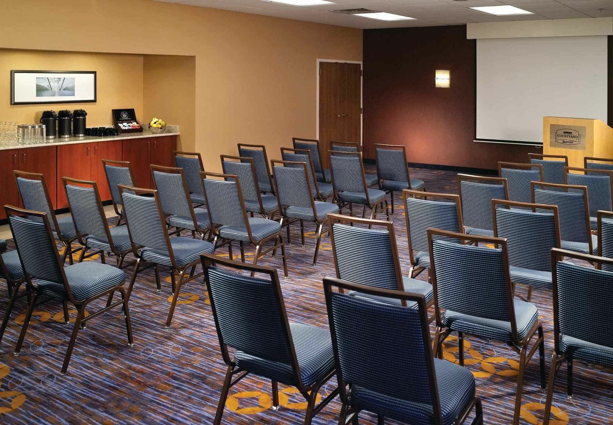 Courtyard By Marriott